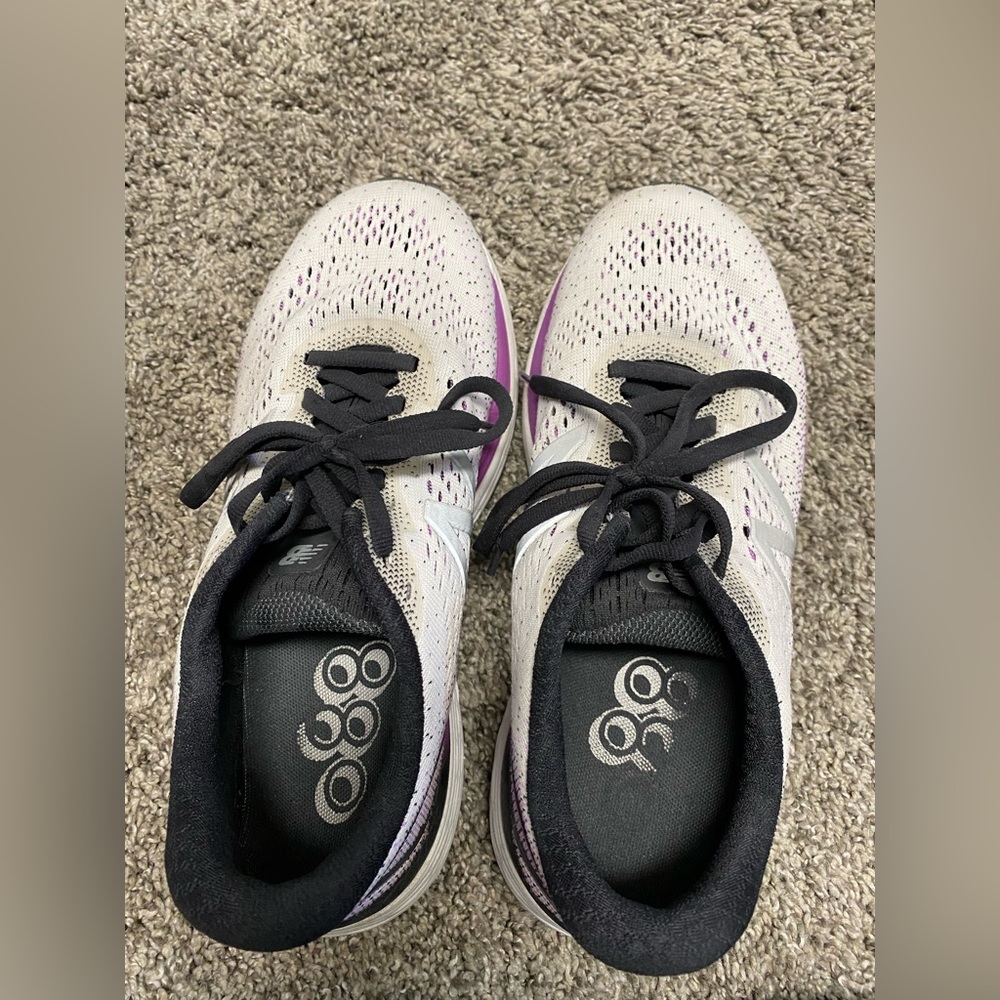 New balance shoes